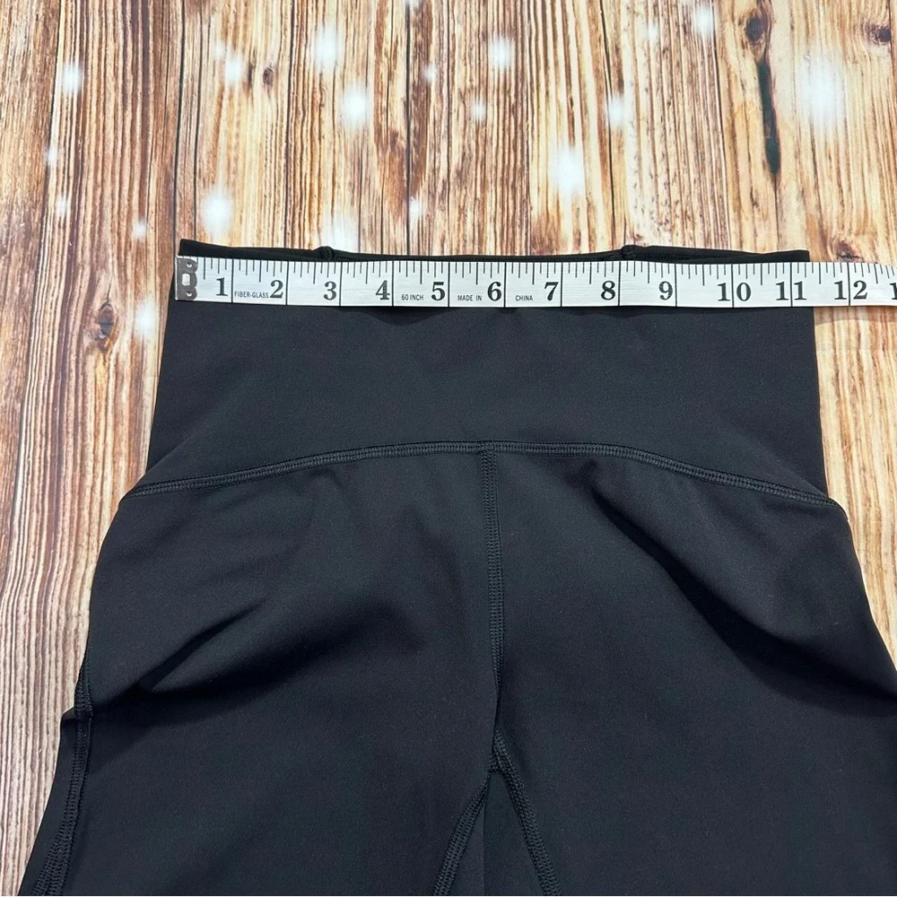 Lululemon Athletica Women’s Cropped Leggings Size 4